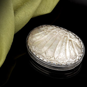 Mother of pearl box 1 Mother of pearl box 1