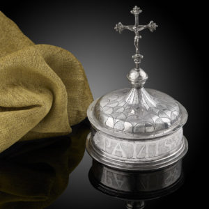 A Spanish silver Pyx, c.1600 A Spanish silver Pyx, c.1600