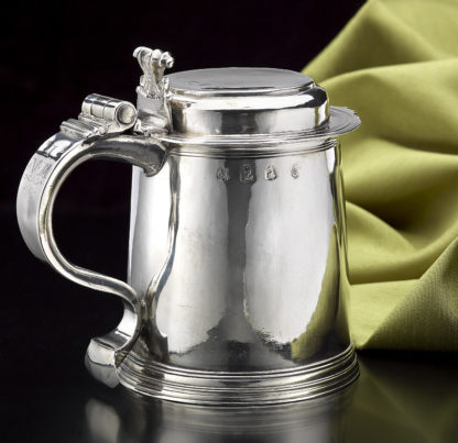 William & Mary Silver Flat-Lidded Tankard Side View
