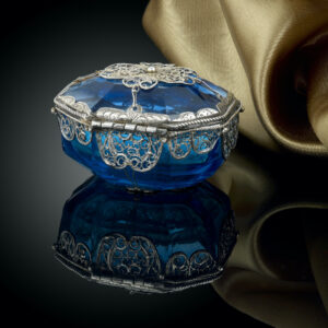 European Blue Glass Box With Silver Mounts and Filigree Decoration - Front