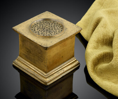 Italian 16th Century Gilt Bronze Sander -Side
