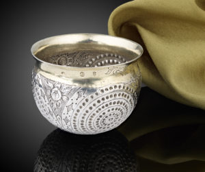 Silver and Parcel Gilt Nuremberg Bratina/Tumbler Cup c.1630 - front