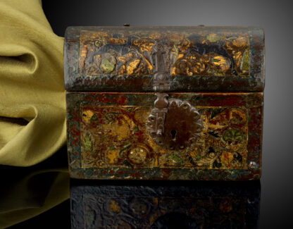 A Rare ‘Barniz de Pasto’ Domed Box of Small Proportions. Colombia, 17th Century