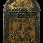 A Rare ‘Barniz de Pasto’ Domed Box of Small Proportions. Colombia, 17th Century side
