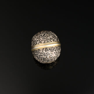 A little Indo-Portuguese bezoar stone holder, silver and parcel gilt, c.1690, probably Goa main