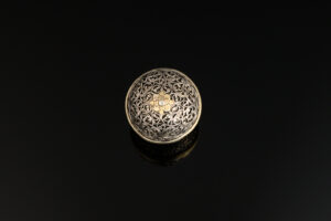 A little Indo-Portuguese bezoar stone holder, silver and parcel gilt, c.1690, probably Goa top