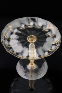 A fine Facon de Venise Tazza or Drinking Glass, Late 16"/Early 17th century