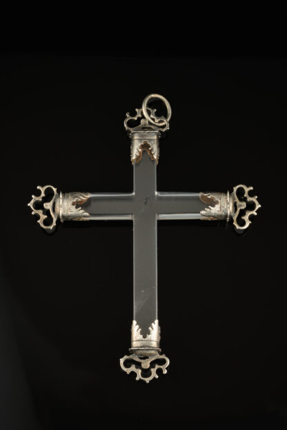 A fine rock crystal crucifix with silver mounts; Spanish, 17th century